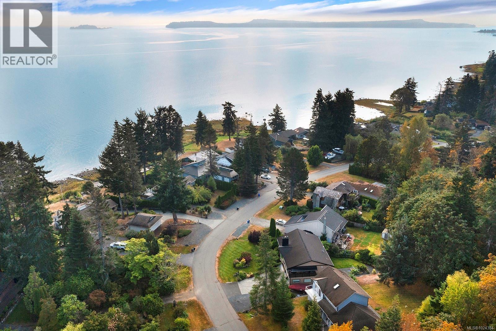 204 Spindrift Rd, Courtenay