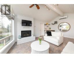 Family room - 204 Spindrift Rd, Courtenay, BC V9N9S8 Photo 9