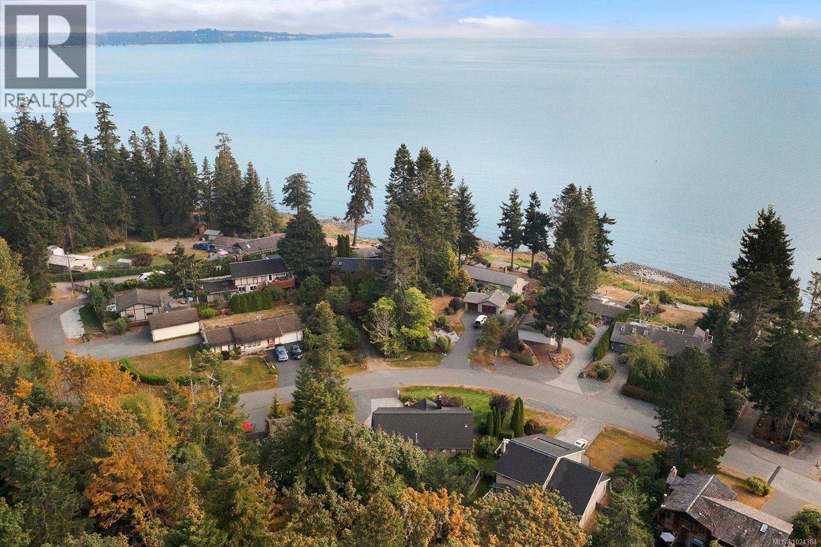 204 Spindrift Rd, Courtenay