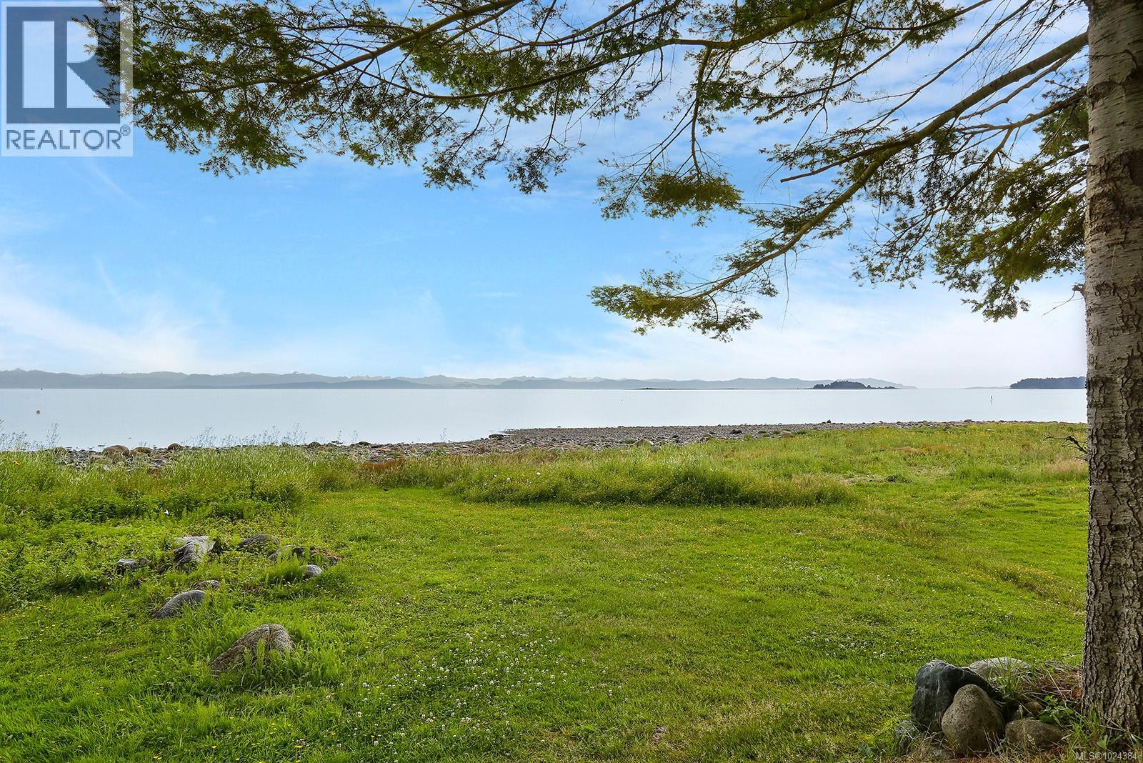 204 Spindrift Rd, Courtenay