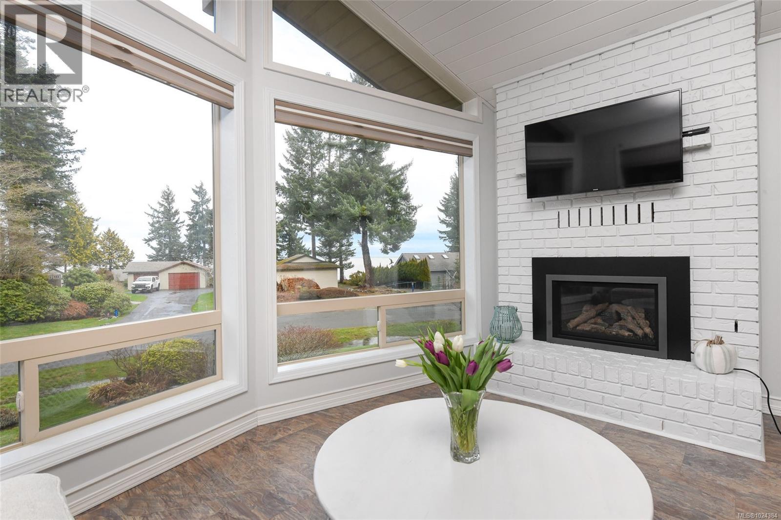 204 Spindrift Rd, Courtenay