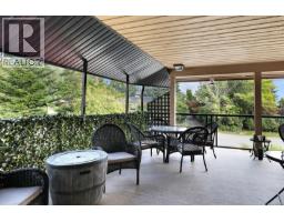 Entrance - 204 Spindrift Rd, Courtenay, BC V9N9S8 Photo 14