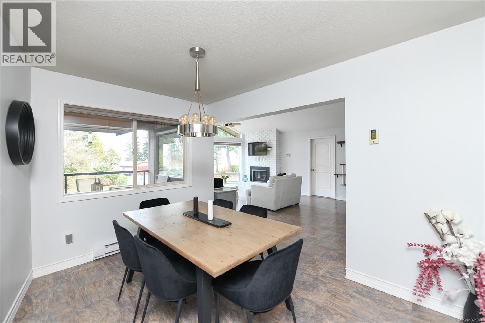 204 Spindrift Rd, Courtenay