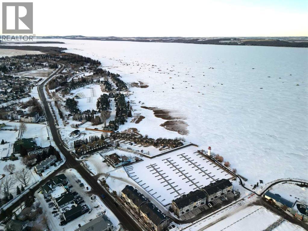 5230 Lakeshore Drive, Sylvan Lake