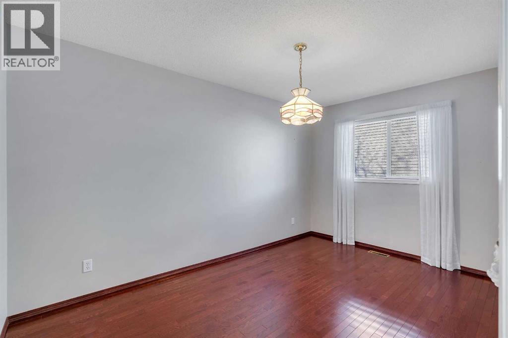 Single Family House Bungalow for Sale in  Mckenzie Lake Place SE McKenzie Lake Calgary 