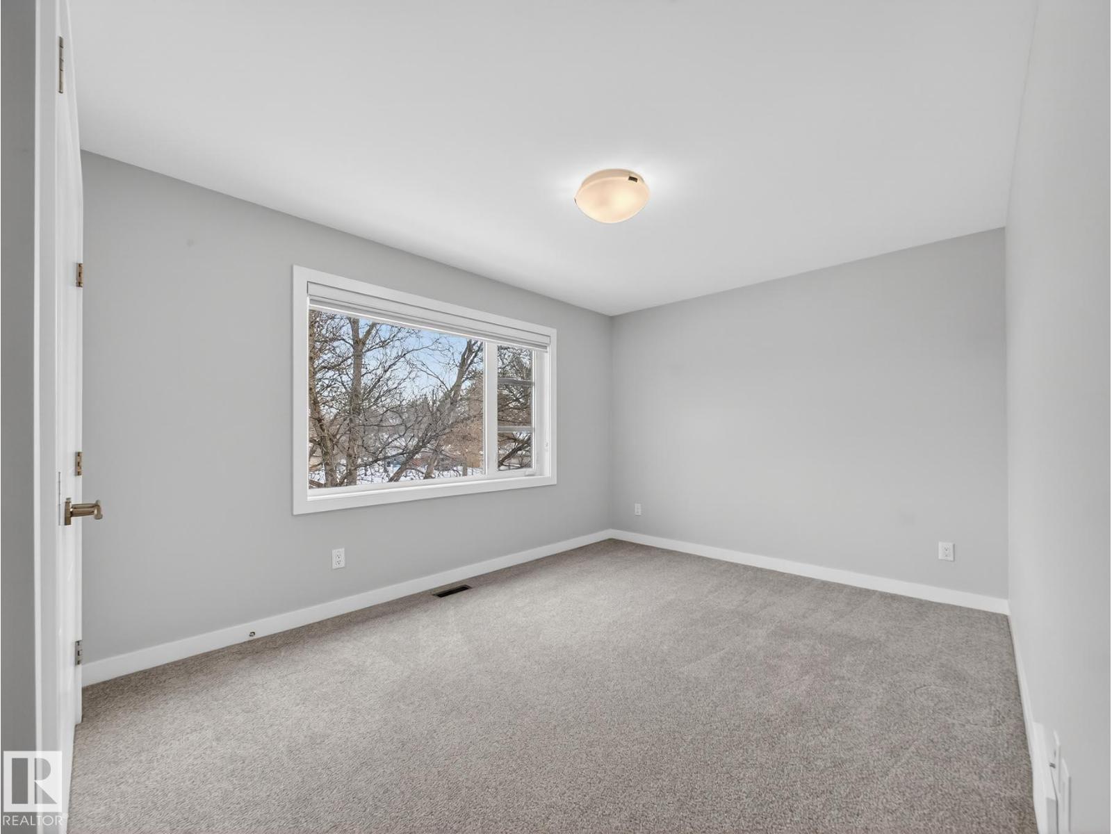 9803 74 AV NW, Edmonton