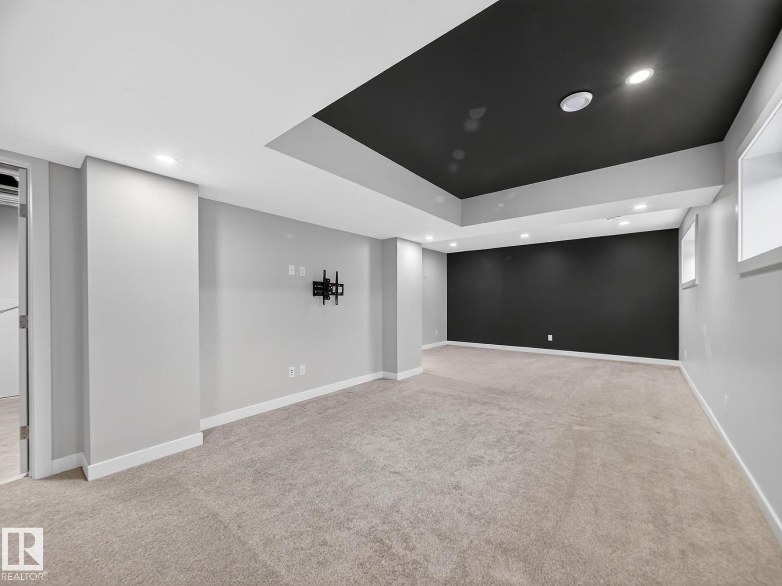 9803 74 AV NW, Edmonton