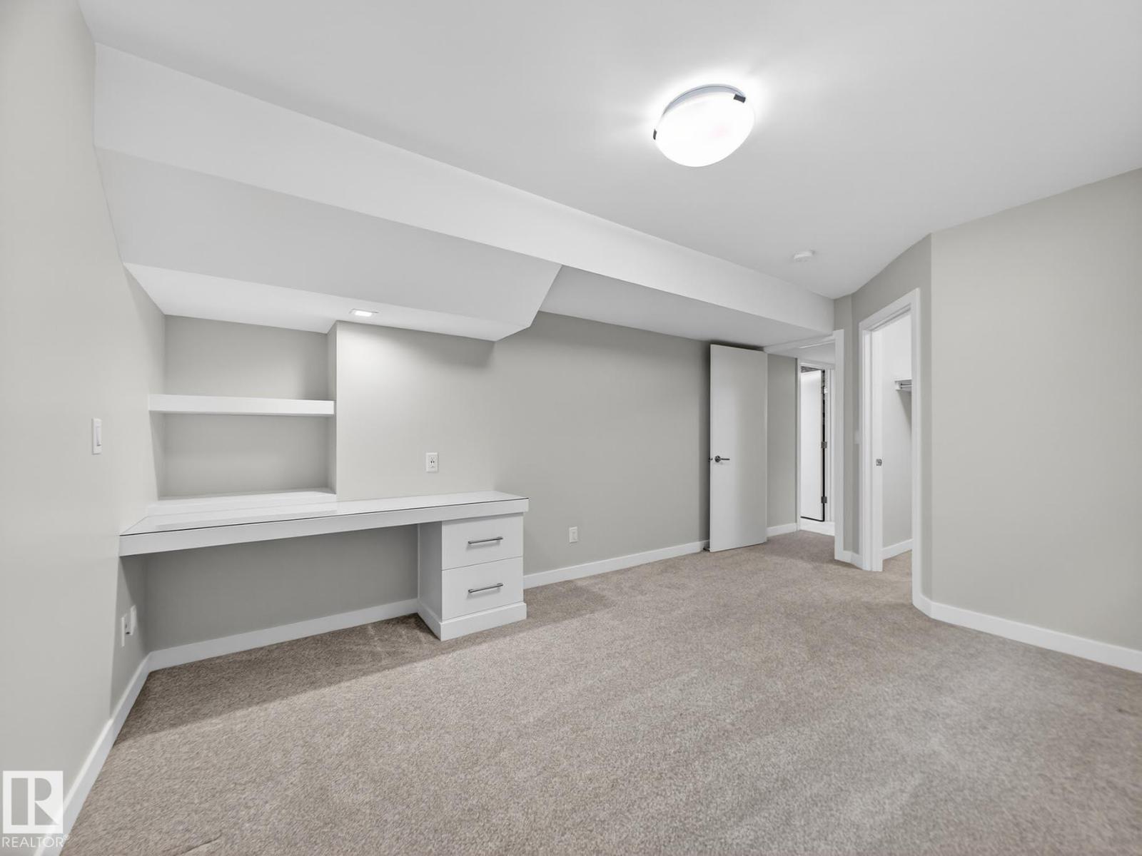 9803 74 AV NW, Edmonton