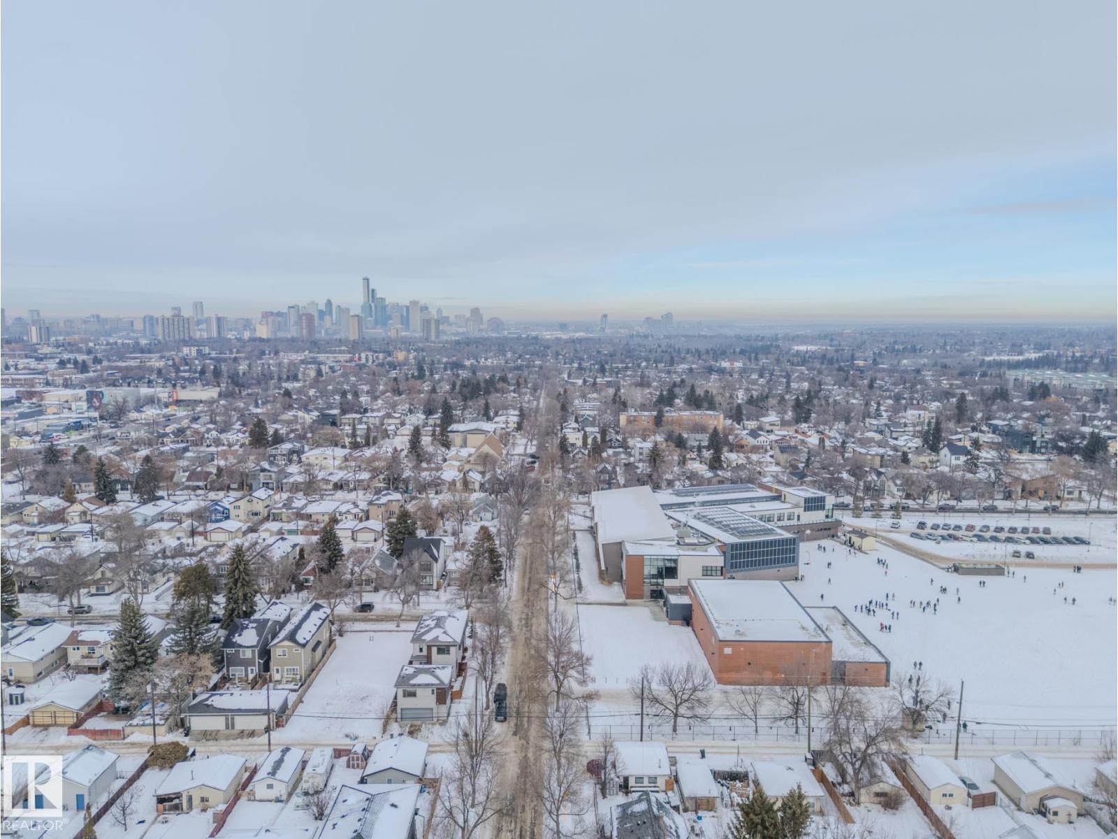 9803 74 AV NW, Edmonton