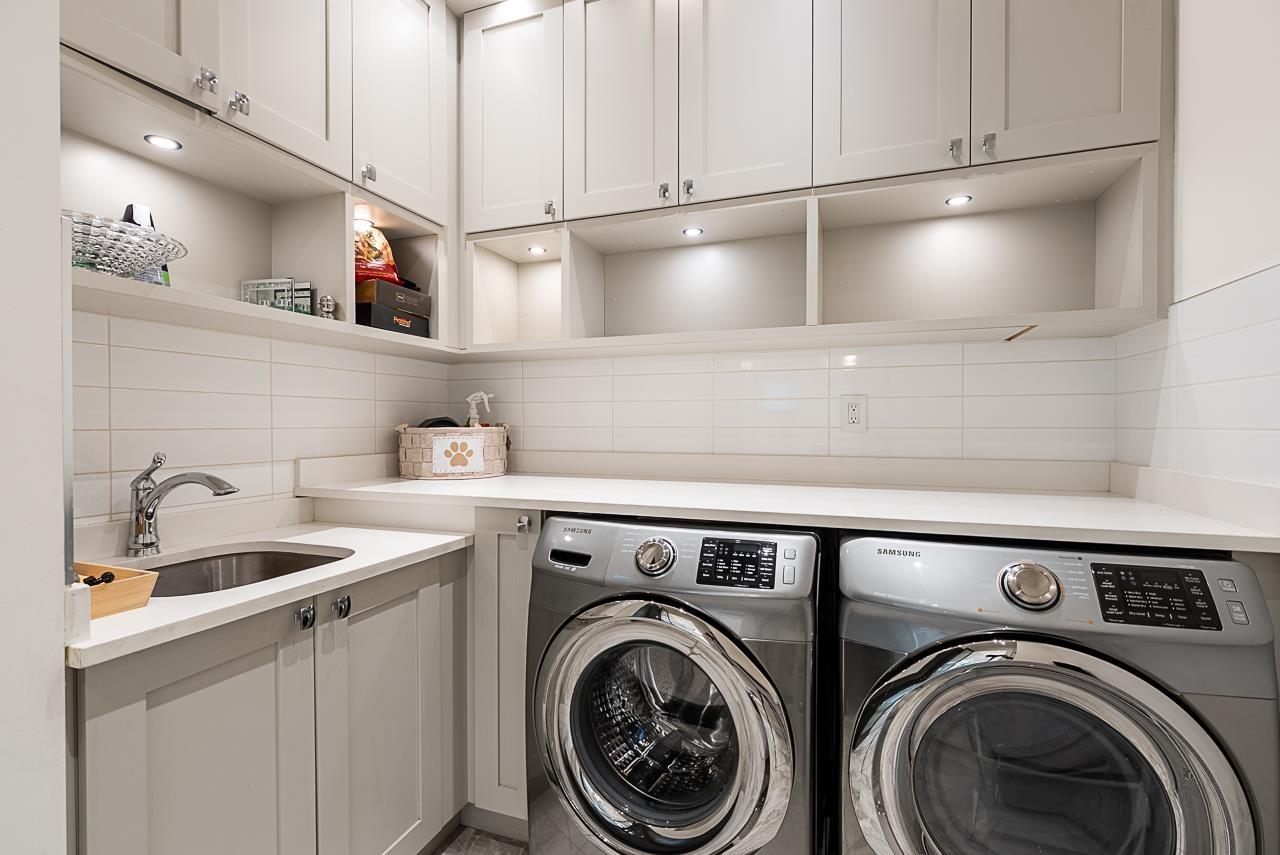 14237 VINE AVENUE, White Rock