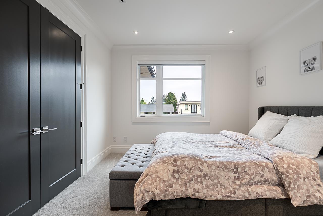 14237 VINE AVENUE, White Rock