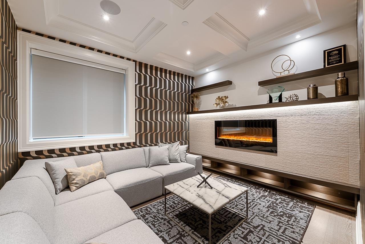 14237 VINE AVENUE, White Rock