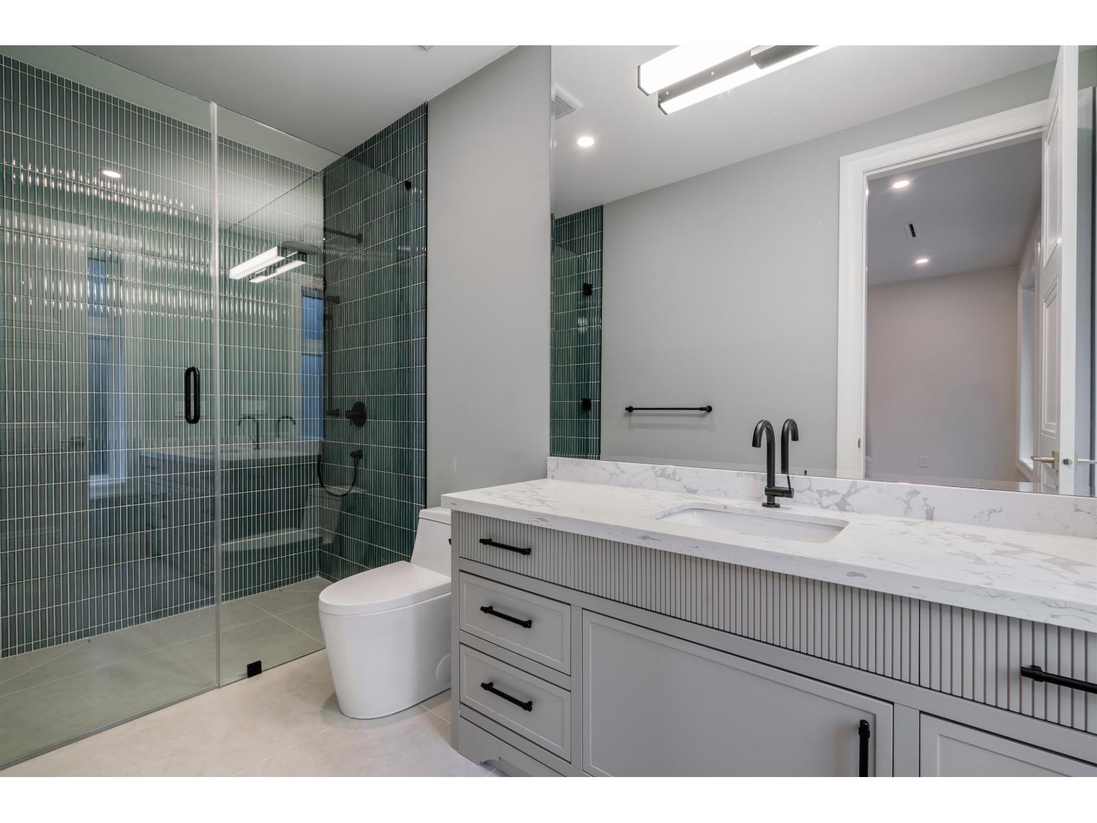 2533 141 STREET, Surrey