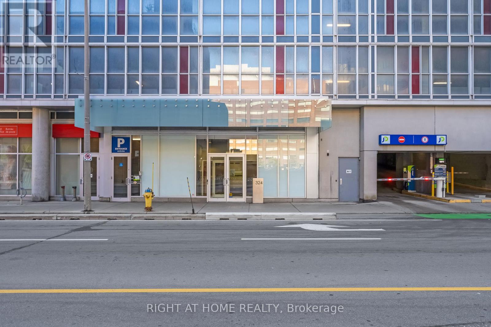 #2010 324 LAURIER AVENUE W - 2