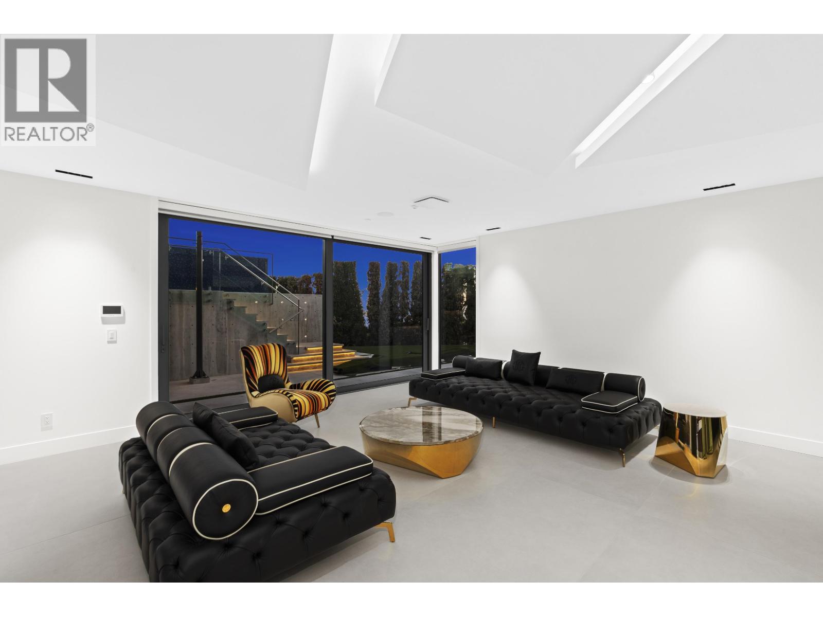 1840 ORCHARD WAY, West Vancouver