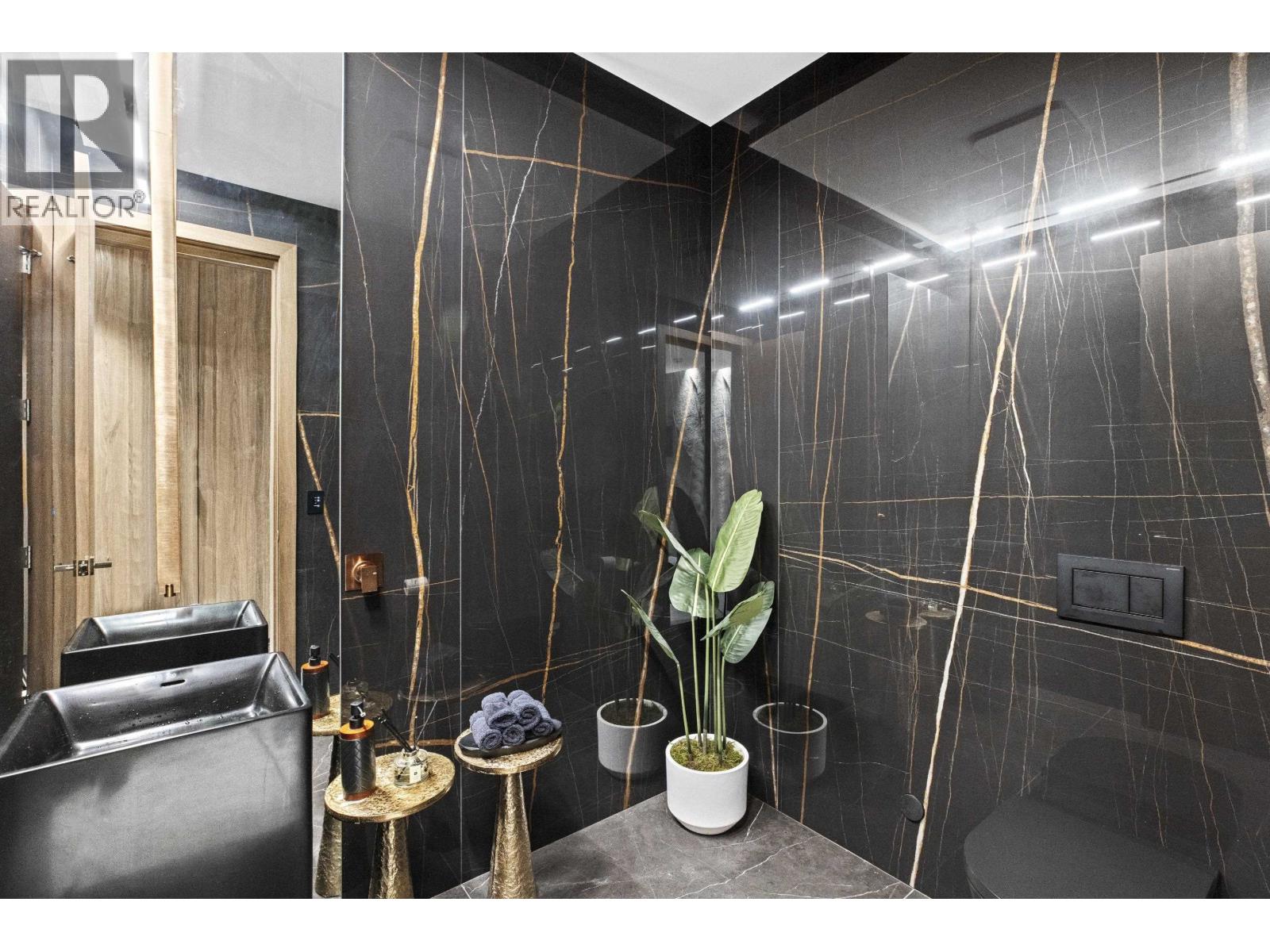 1840 ORCHARD WAY, West Vancouver