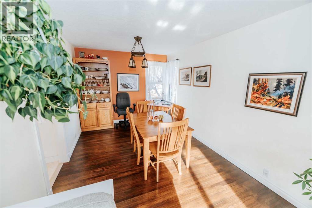 Single Family House Bungalow for Sale in   Avenue S Victoria Park Lethbridge 