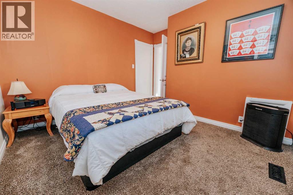 Single Family House Bungalow for Sale in   Avenue S Victoria Park Lethbridge 