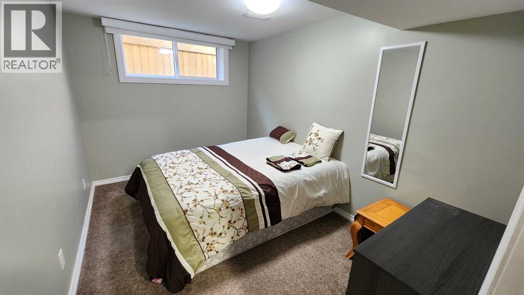 Single Family House Bungalow for Sale in   Avenue S Victoria Park Lethbridge 