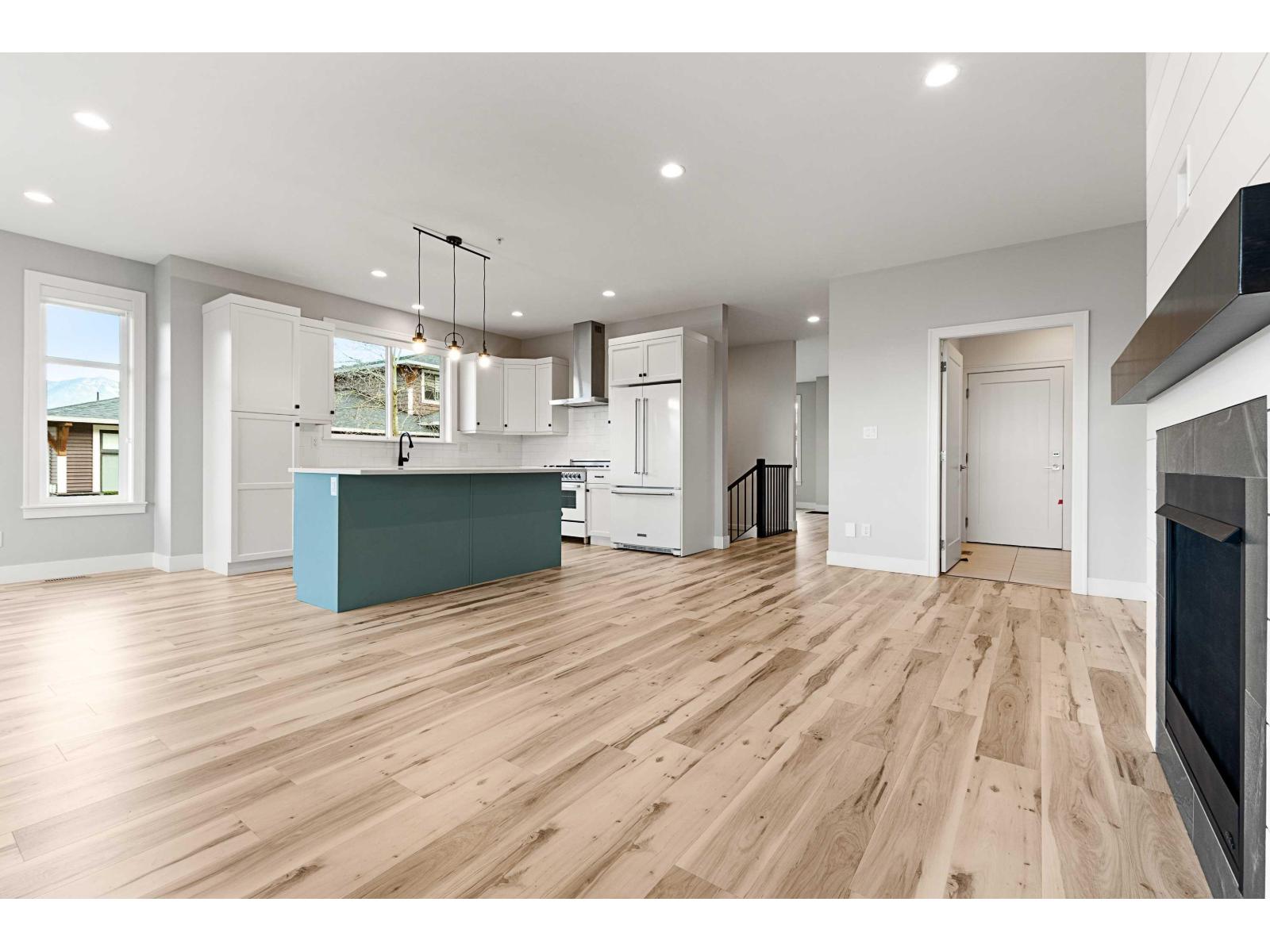 57 43685 CHILLIWACK MOUNTAIN ROAD, Chilliwack Mountain, Chilliwack