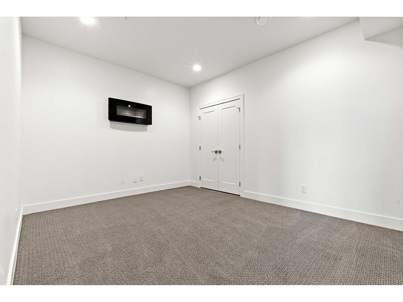 57 43685 CHILLIWACK MOUNTAIN ROAD, Chilliwack Mountain, Chilliwack