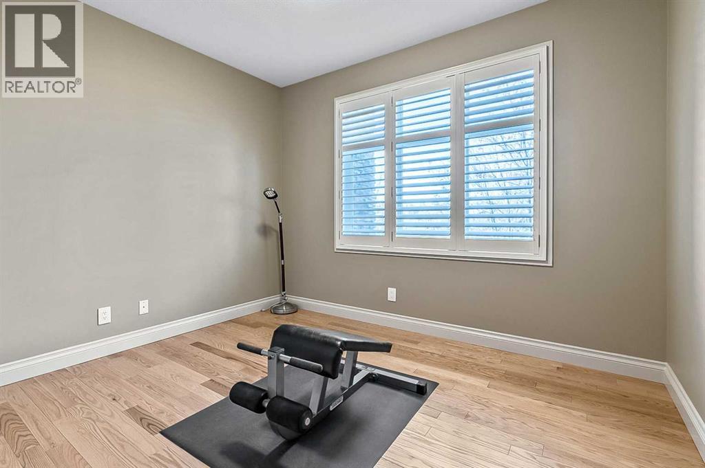 Single Family House for Sale in   Lake Fraser Court SE Lake Bonavista Calgary 