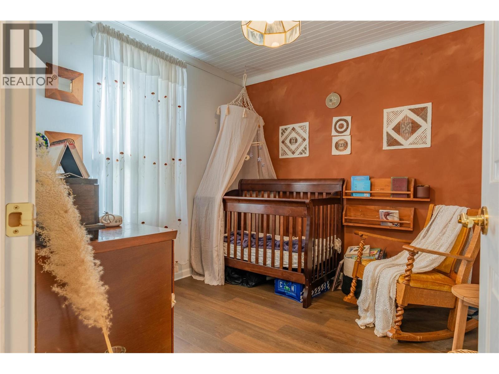 2396 NAULT Road, Castlegar