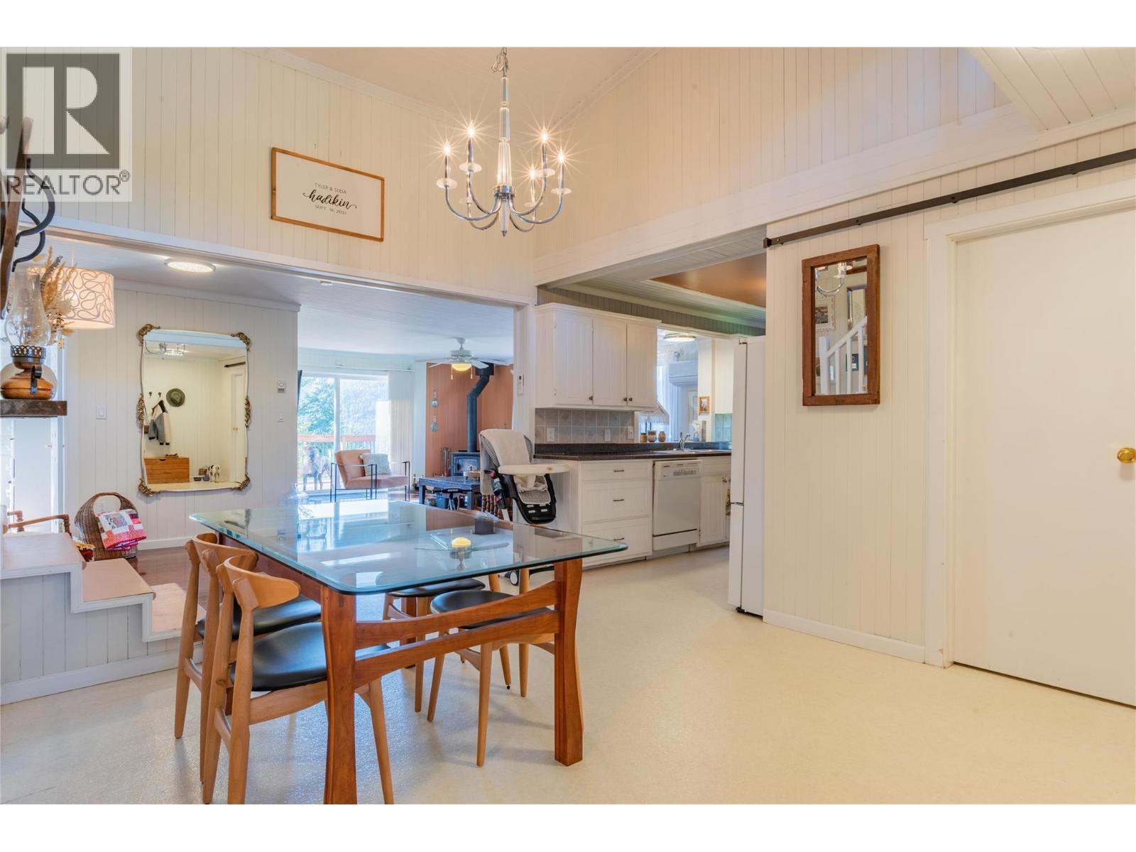 2396 NAULT Road, Castlegar