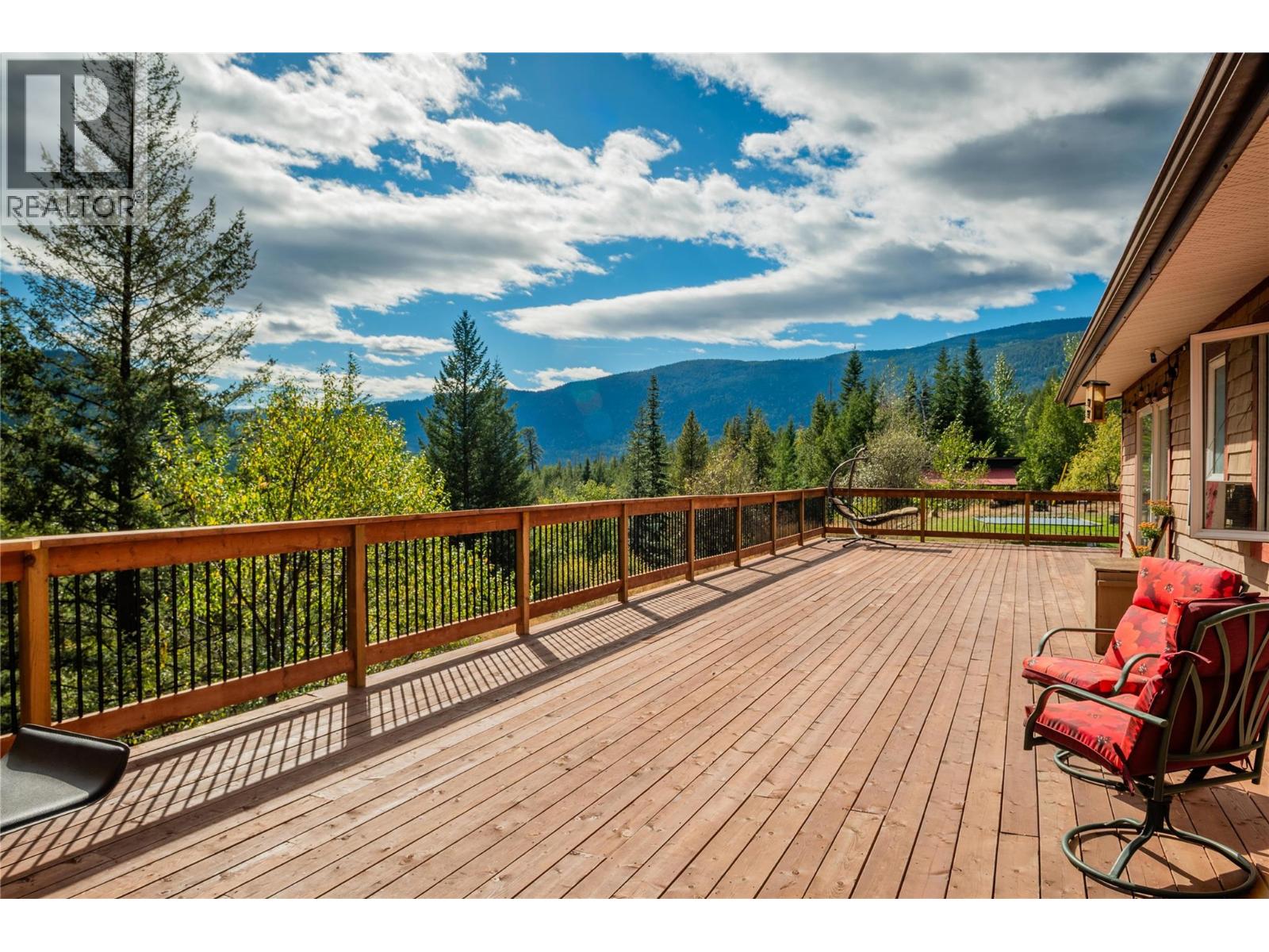 2396 NAULT Road, Castlegar