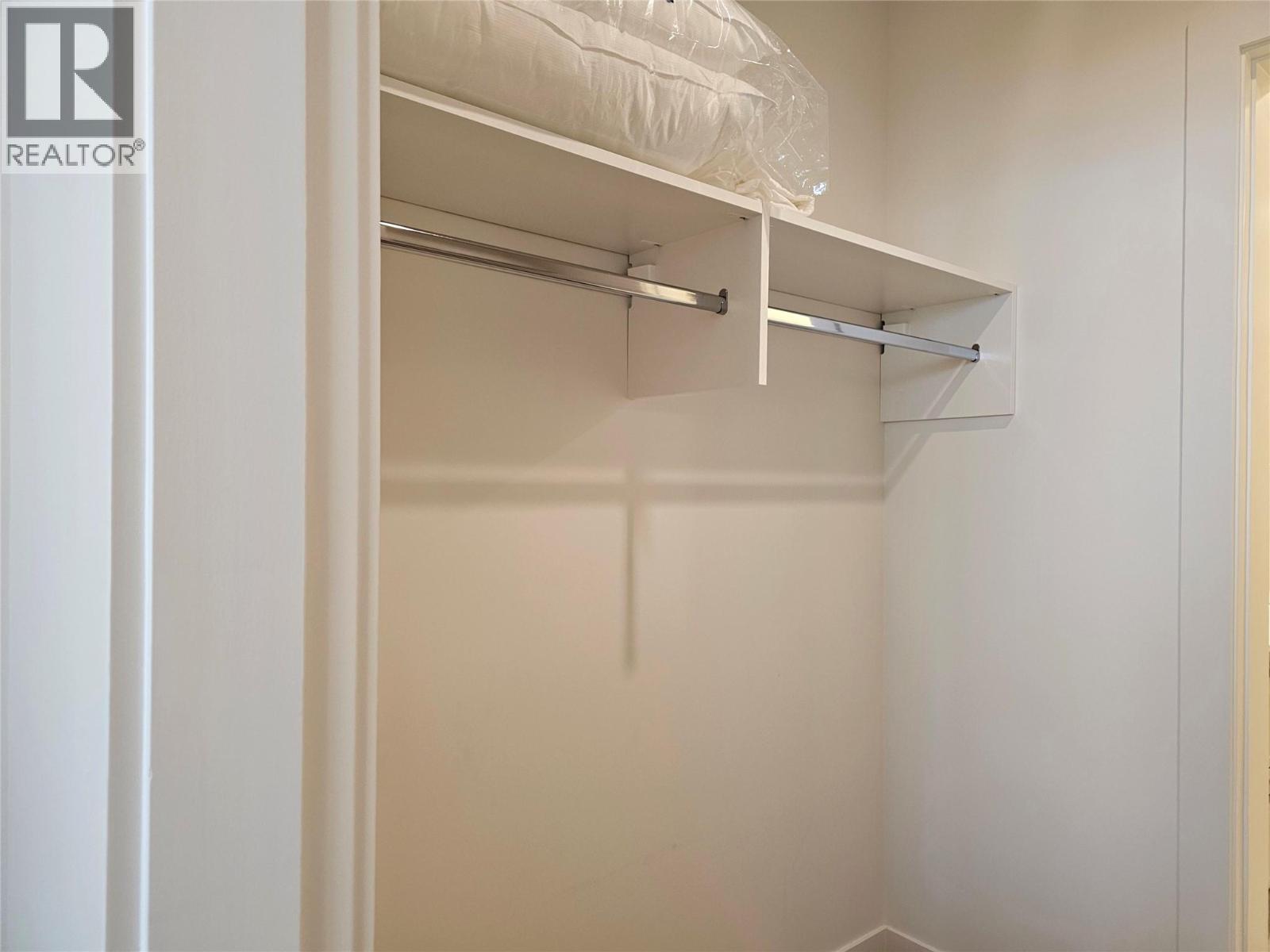 3340 Lakeshore Drive Unit# 514, Kelowna