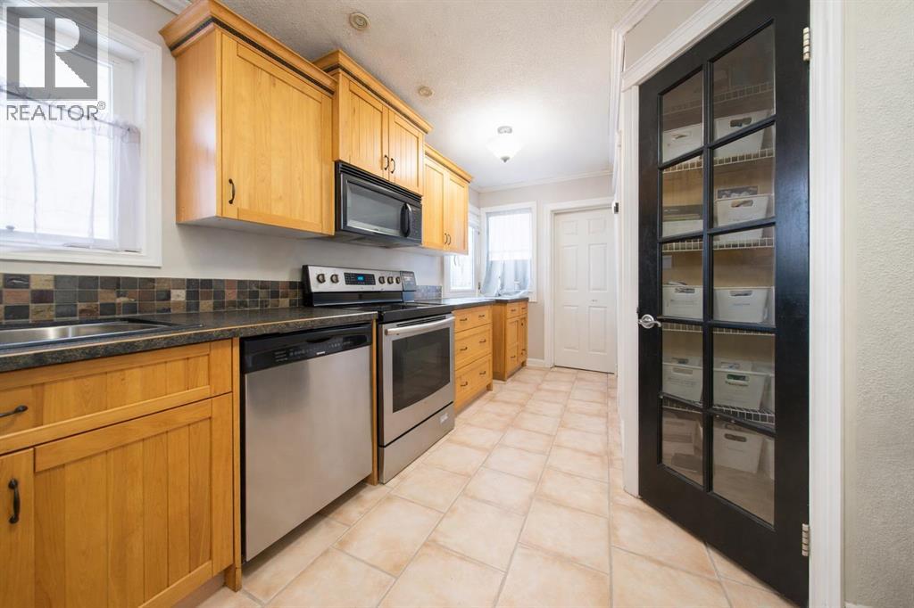 5008 43 Avenue Close, Ponoka