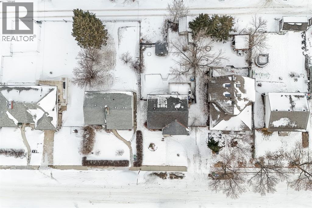 5008 43 Avenue Close, Ponoka