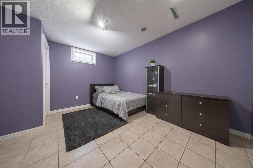 5008 43 Avenue Close, Ponoka