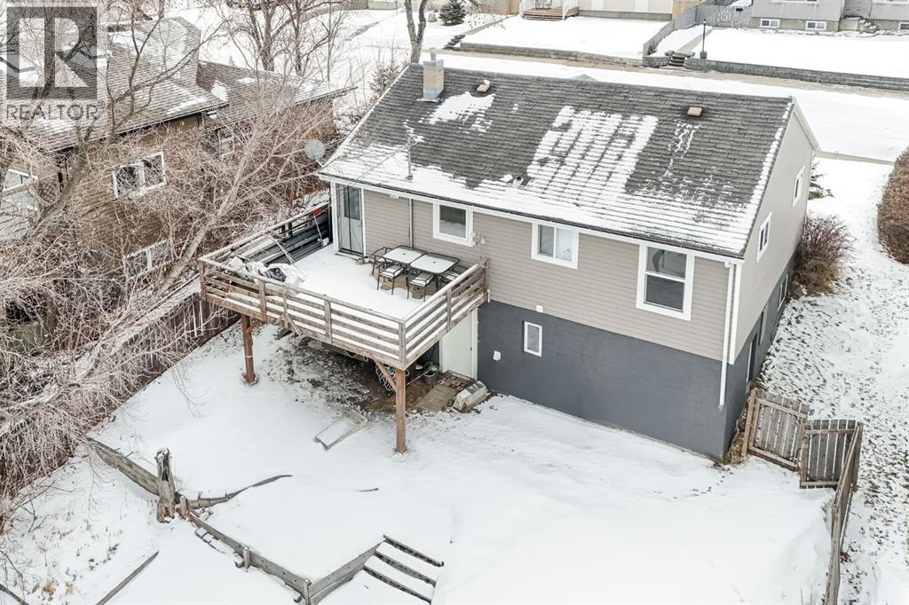 5008 43 Avenue Close, Ponoka