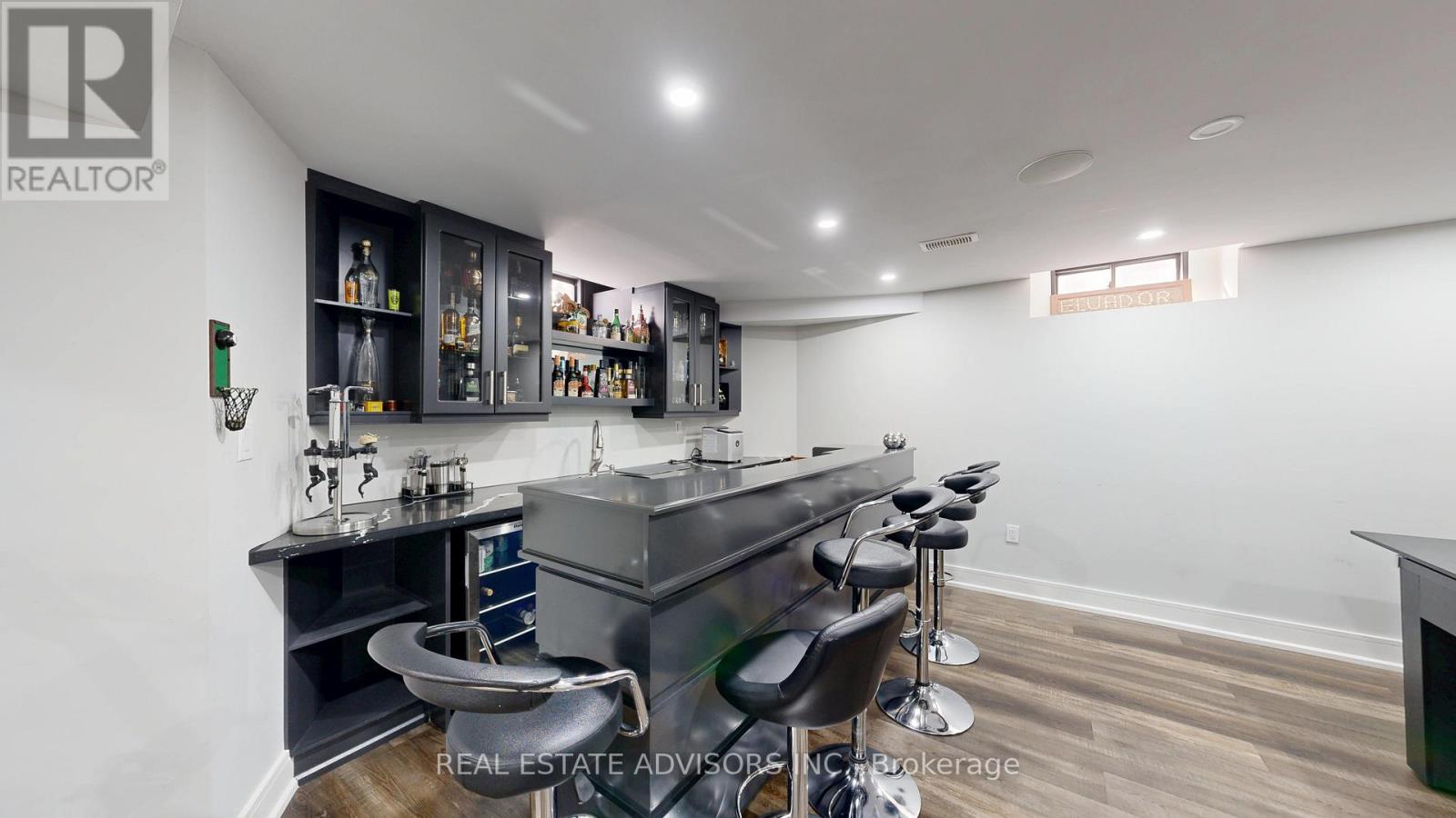 129 SQUIRE ELLIS DRIVE - 12
