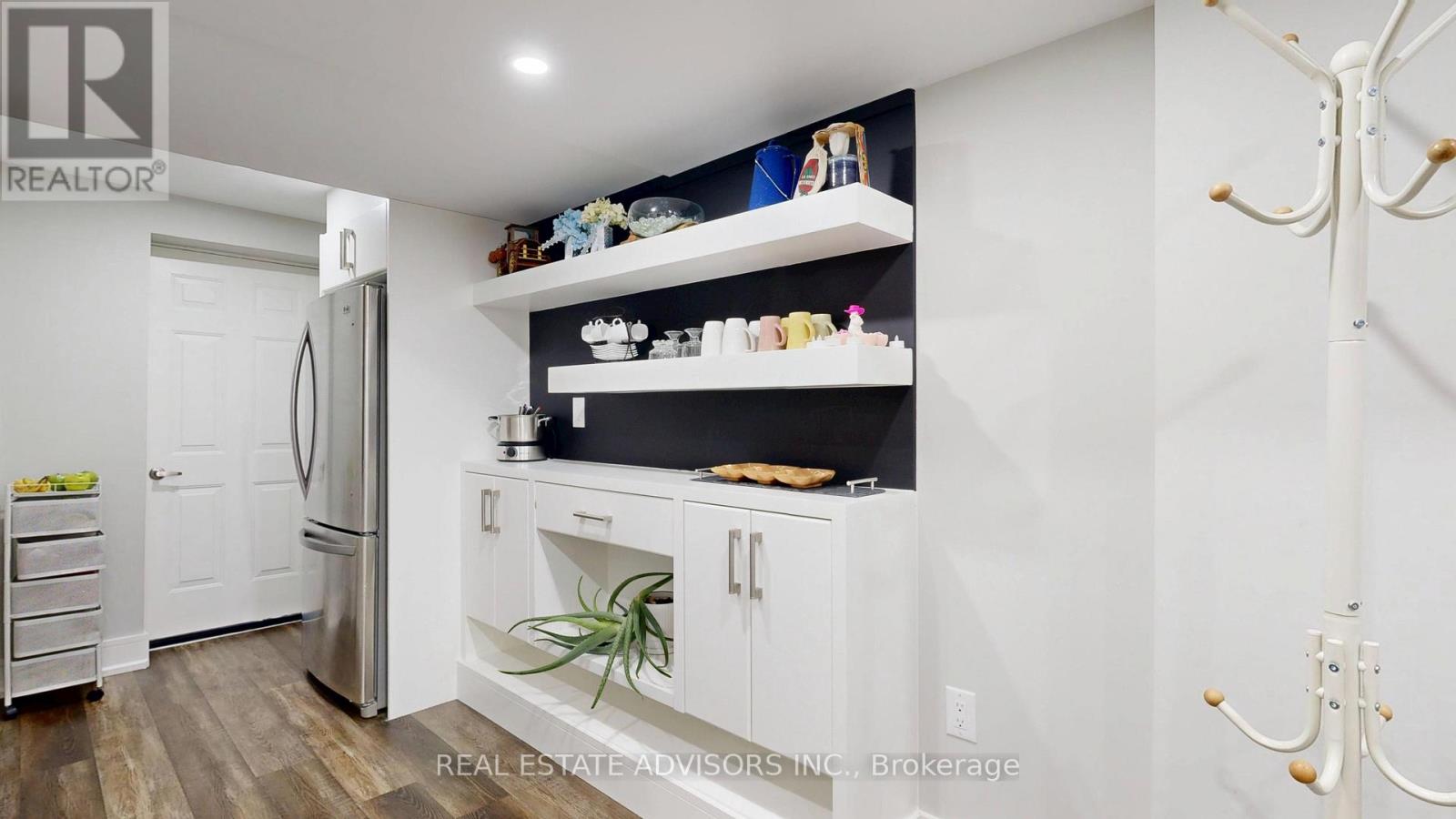 129 SQUIRE ELLIS DRIVE - 16
