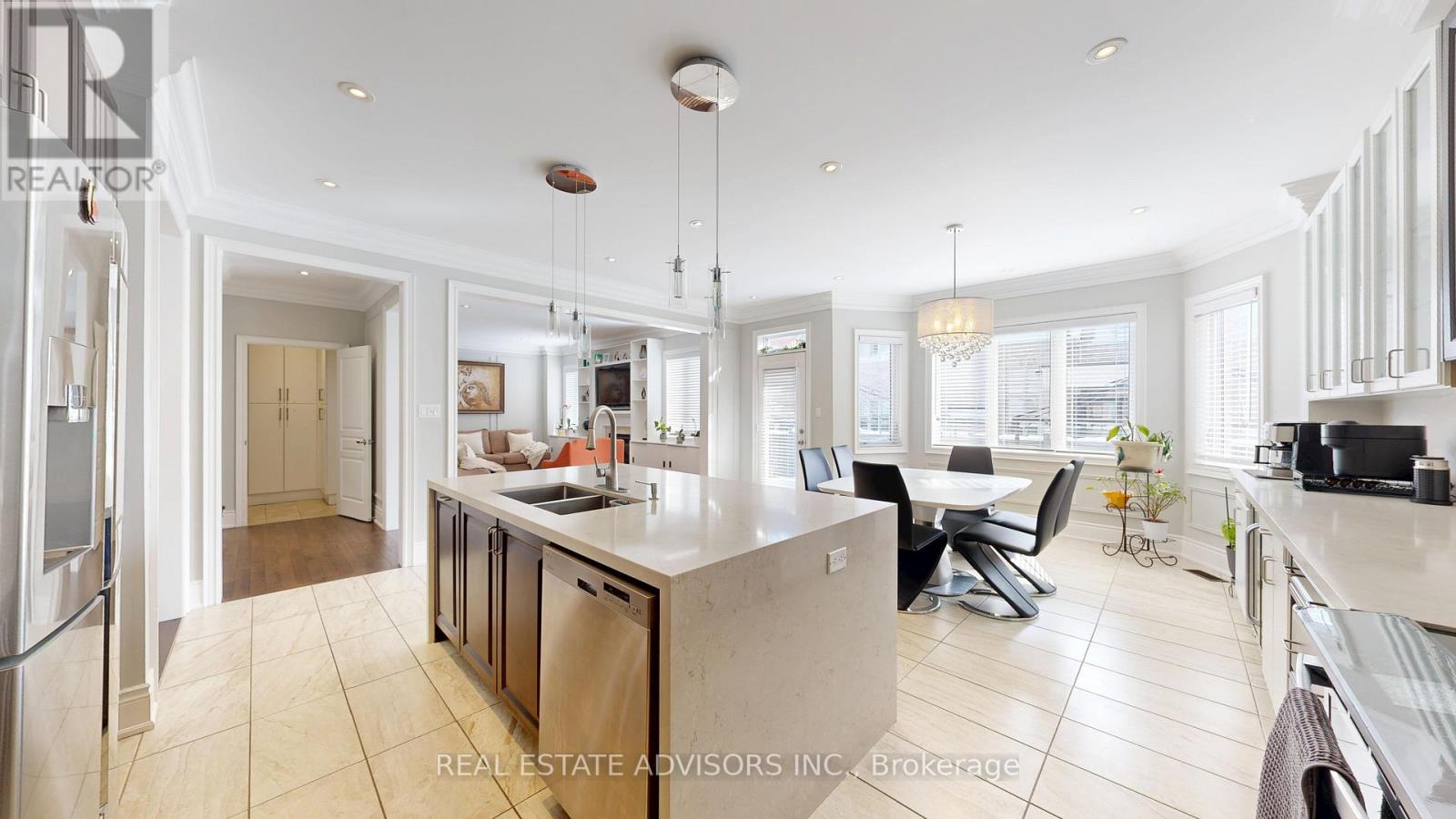 129 SQUIRE ELLIS DRIVE - 19