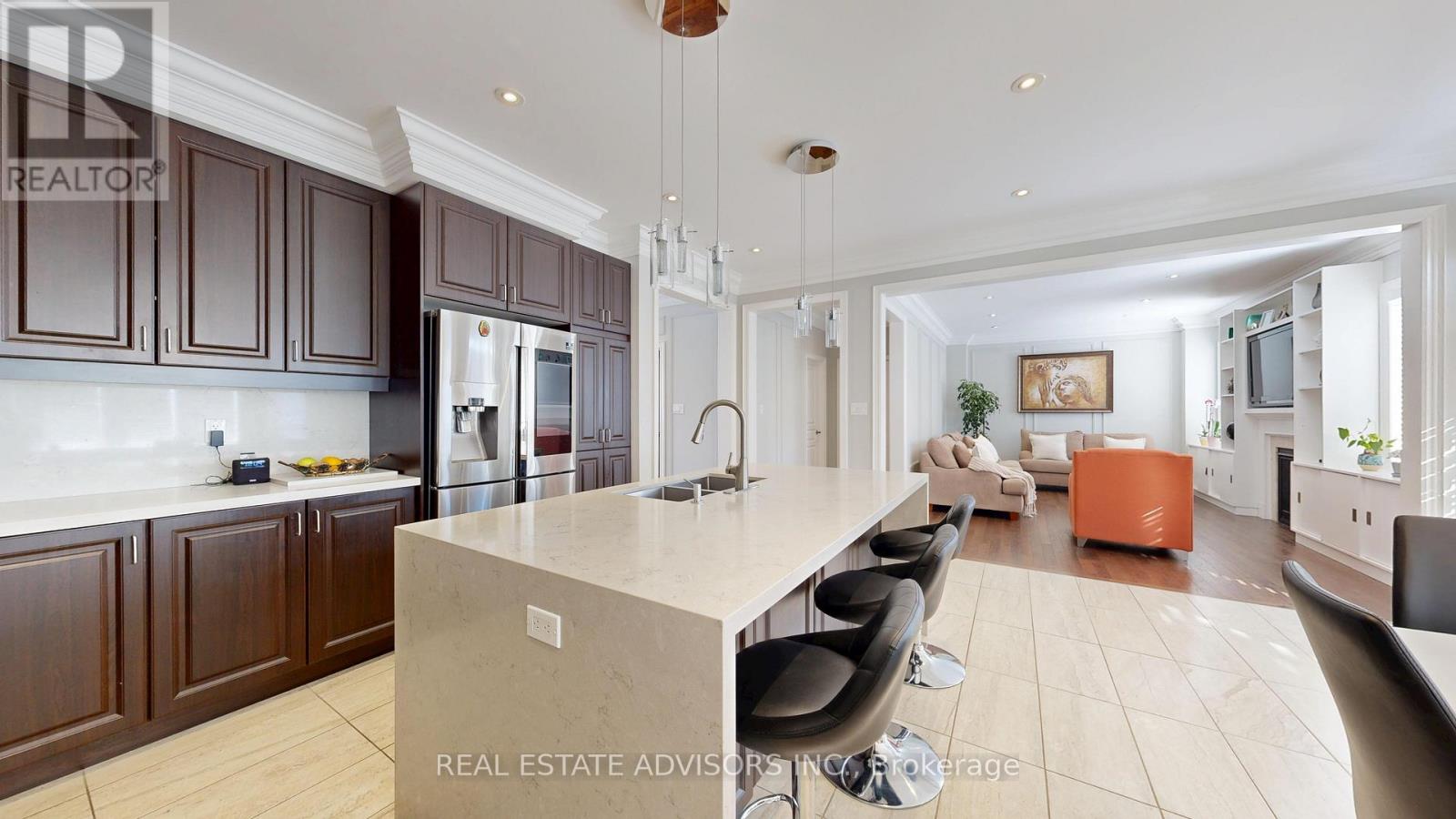 129 SQUIRE ELLIS DRIVE - 22
