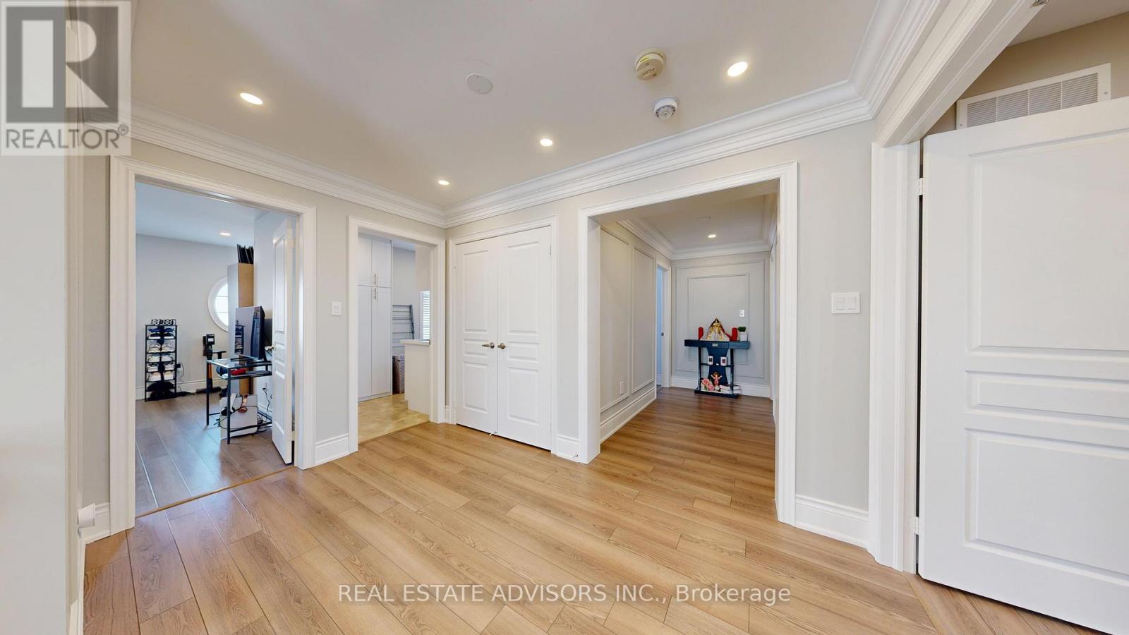 129 SQUIRE ELLIS DRIVE - 29