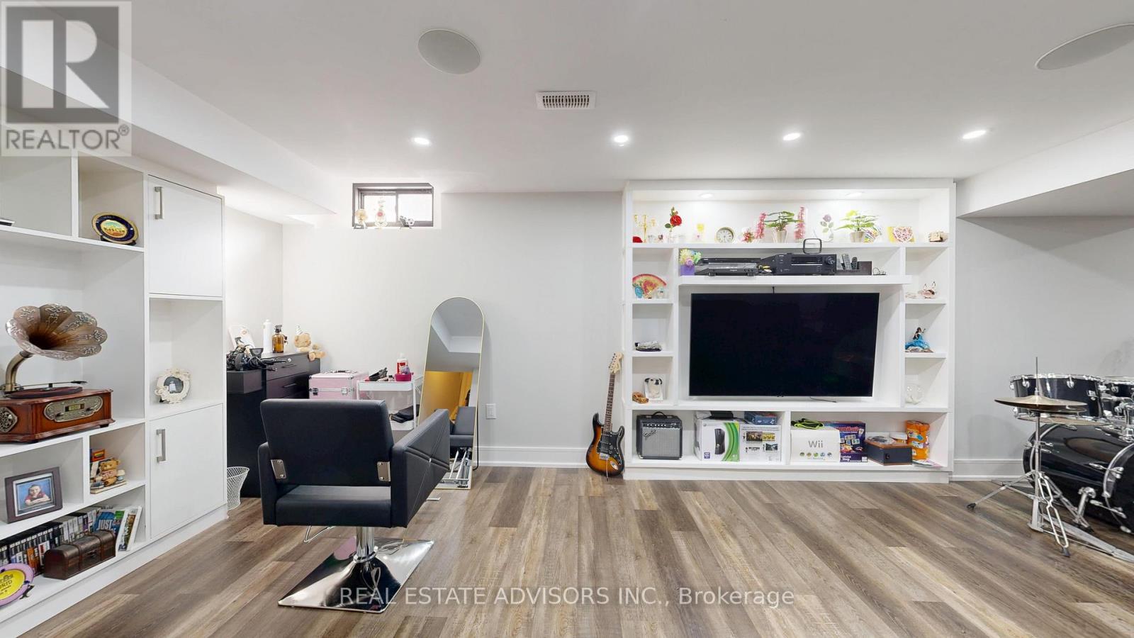 129 SQUIRE ELLIS DRIVE - 8