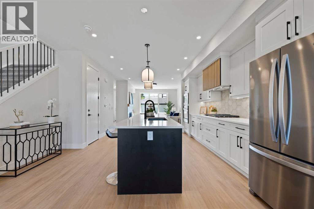 Single Family House for Sale in   Avenue NW Bowness Calgary 