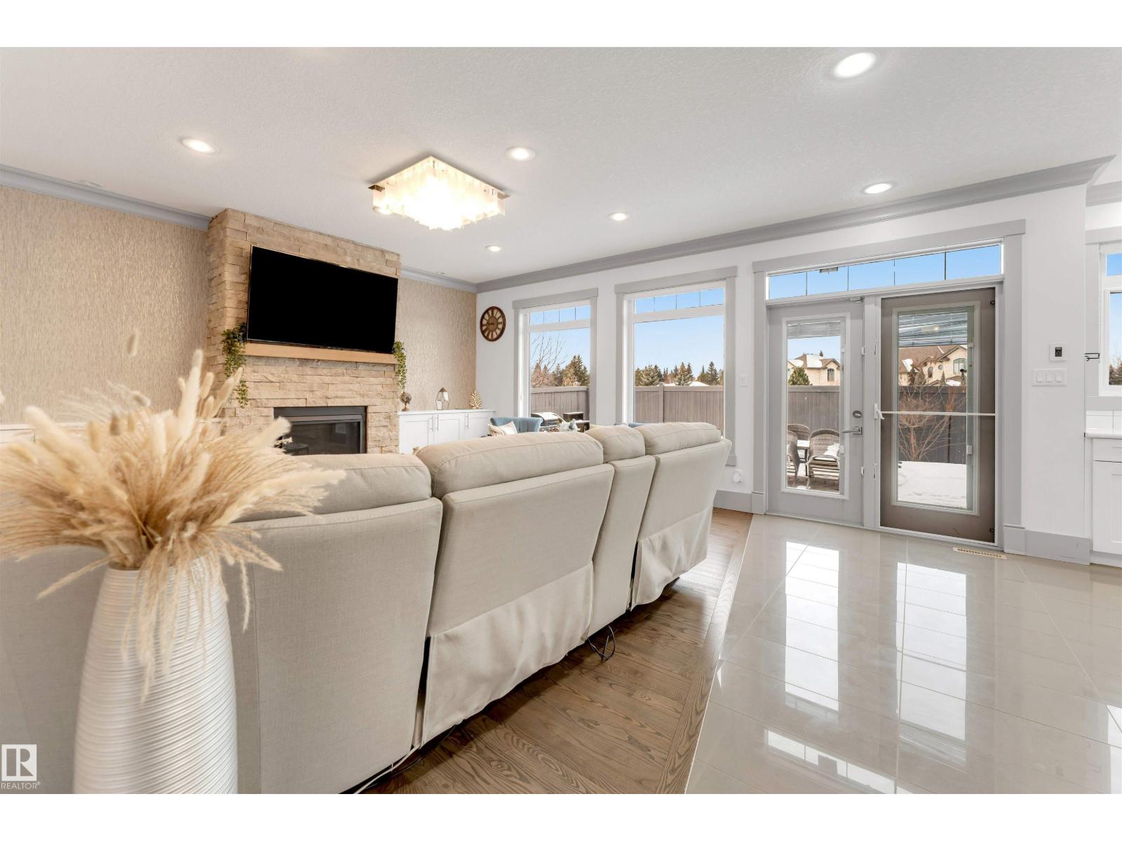 656 180 ST SW, Edmonton