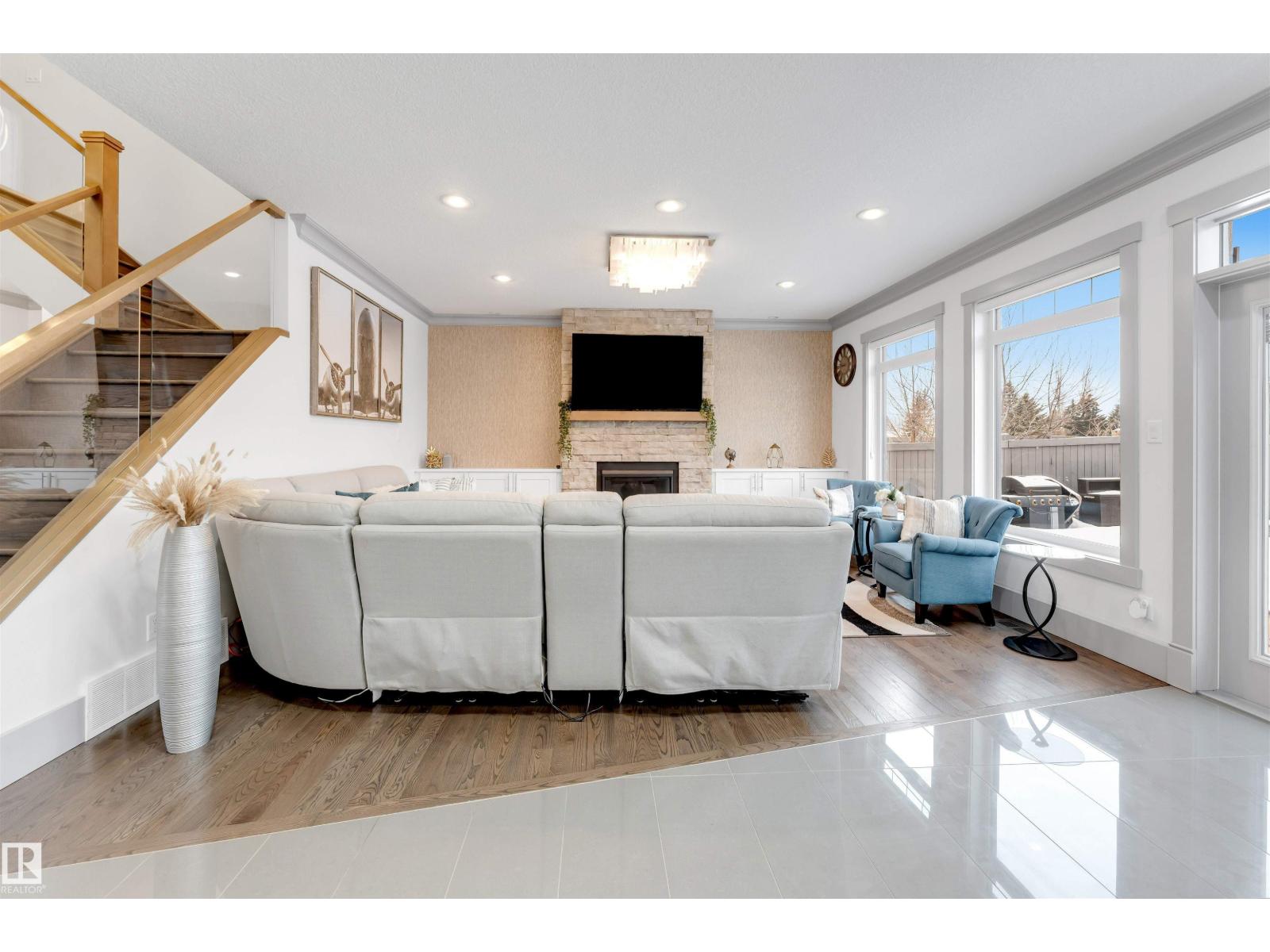 656 180 ST SW, Edmonton