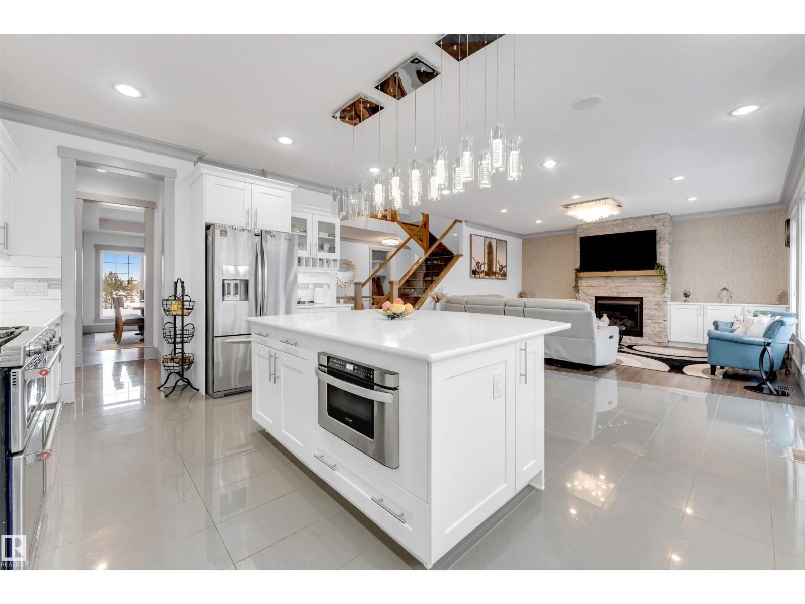 656 180 ST SW, Edmonton