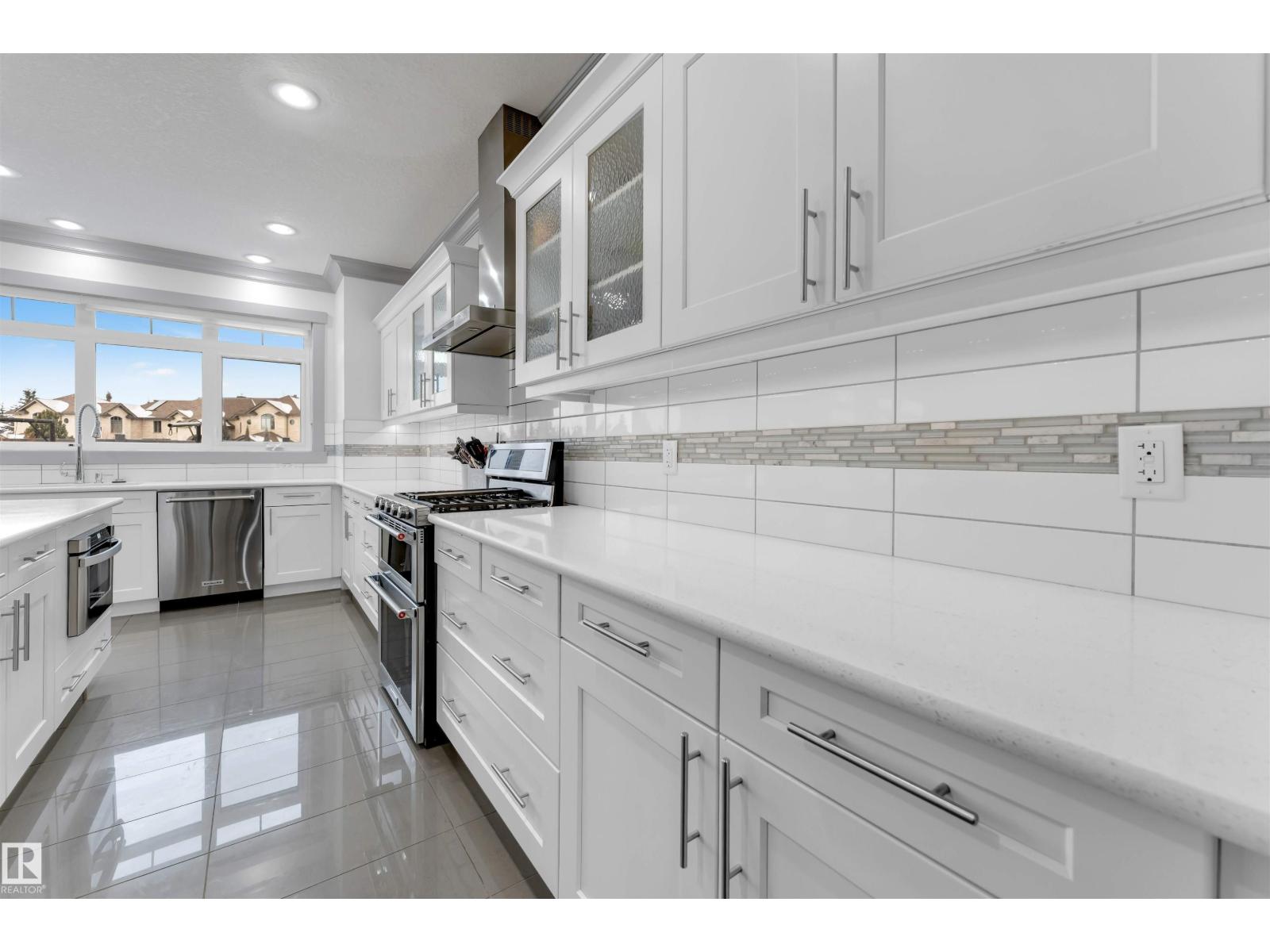 656 180 ST SW, Edmonton