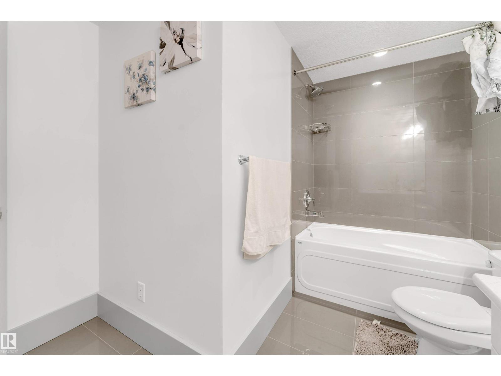 656 180 ST SW, Edmonton