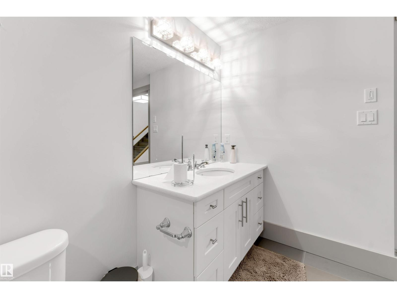 656 180 ST SW, Edmonton