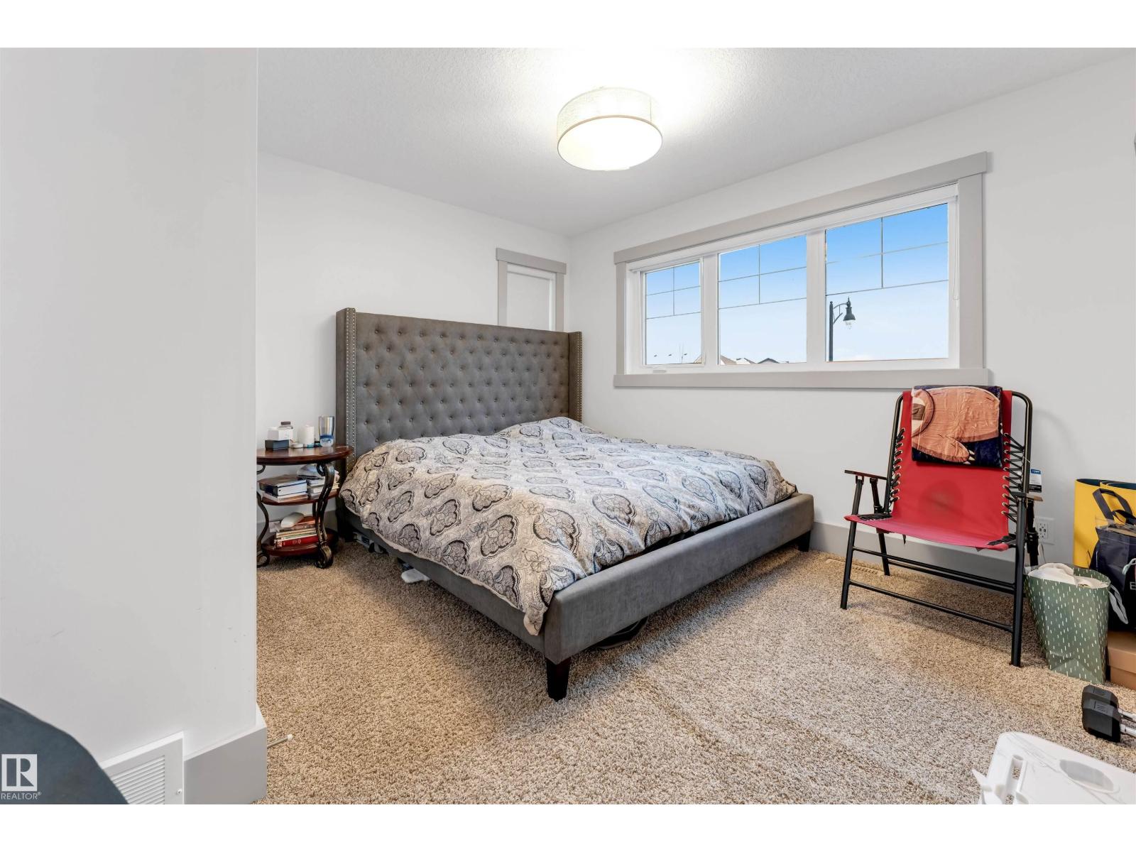 656 180 ST SW, Edmonton