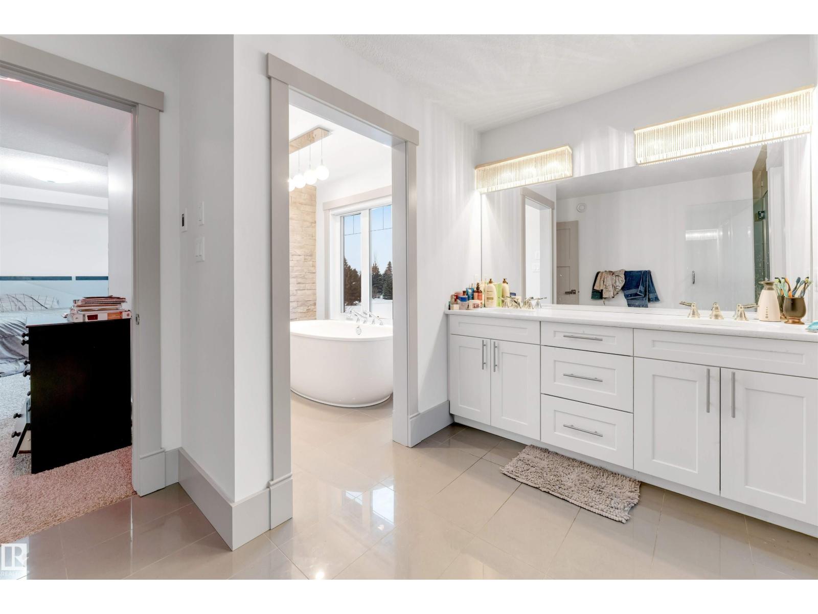 656 180 ST SW, Edmonton