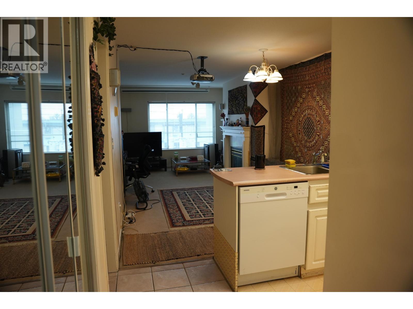 House in Vancouver - Image 7